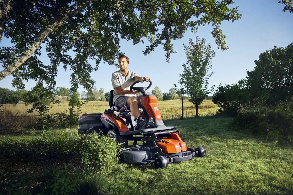 Husqvarna R 200iX (hors pont de coupe, sans chargeur)